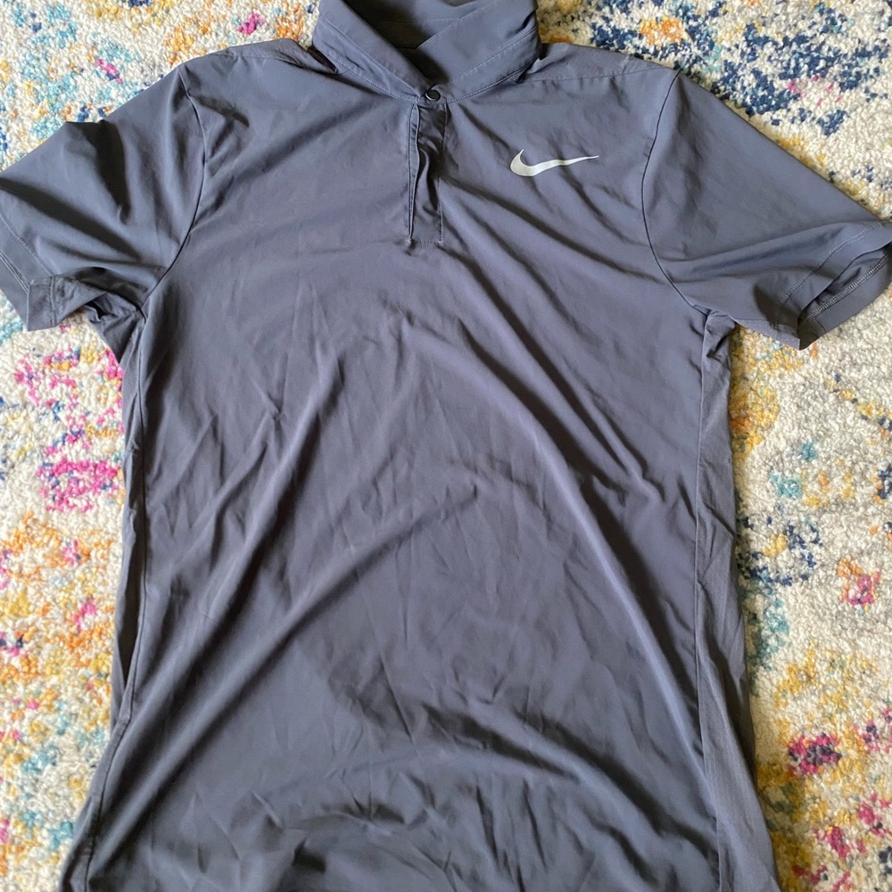Mens Nike Golf Shirt - M - Grey